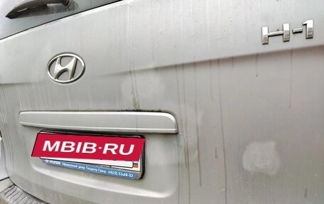 Hyundai H-1 II рестайлинг, 2015 год, 1 900 000 рублей, 10 фотография
