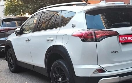 Toyota RAV4, 2018 год, 2 790 000 рублей, 3 фотография