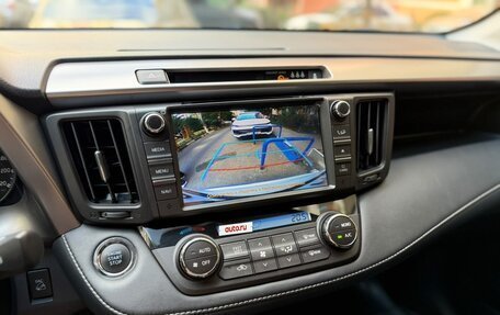 Toyota RAV4, 2018 год, 2 790 000 рублей, 17 фотография