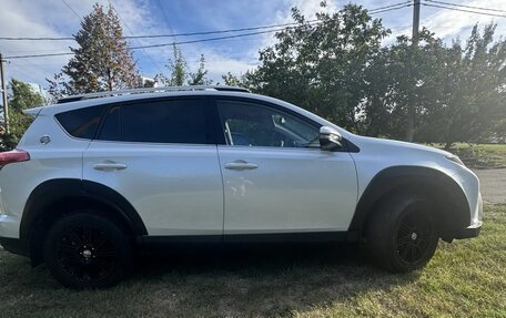 Toyota RAV4, 2018 год, 2 790 000 рублей, 33 фотография