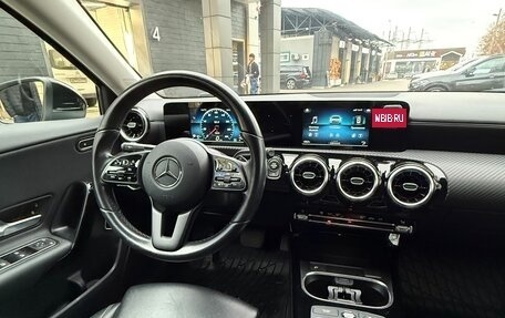 Mercedes-Benz A-Класс, 2020 год, 2 270 000 рублей, 8 фотография