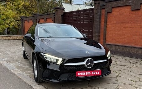 Mercedes-Benz A-Класс, 2020 год, 2 270 000 рублей, 25 фотография