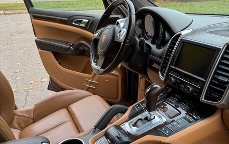 Porsche Cayenne III, 2011 год, 2 350 000 рублей, 14 фотография