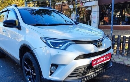 Toyota RAV4, 2019 год, 2 540 000 рублей, 2 фотография