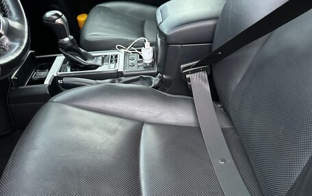 Toyota Land Cruiser Prado 150 рестайлинг 2, 2021 год, 7 000 000 рублей, 6 фотография