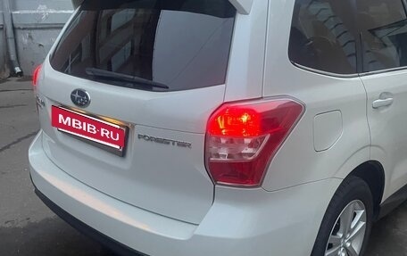 Subaru Forester, 2015 год, 1 850 000 рублей, 3 фотография