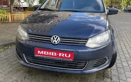 Volkswagen Polo VI (EU Market), 2010 год, 650 000 рублей, 1 фотография