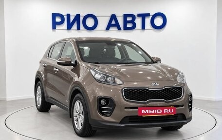 KIA Sportage IV рестайлинг, 2017 год, 2 199 999 рублей, 4 фотография
