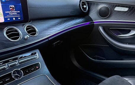 Mercedes-Benz E-Класс, 2019 год, 2 950 000 рублей, 8 фотография