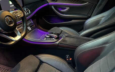 Mercedes-Benz E-Класс, 2019 год, 2 950 000 рублей, 9 фотография