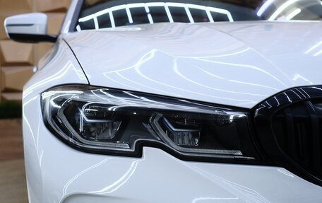 BMW 3 серия, 2019 год, 3 690 000 рублей, 10 фотография