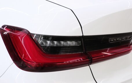 BMW 3 серия, 2019 год, 3 690 000 рублей, 15 фотография