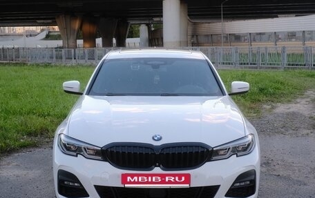 BMW 3 серия, 2019 год, 3 690 000 рублей, 3 фотография