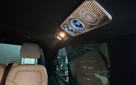 Mercedes-Benz V-Класс, 2021 год, 5 699 999 рублей, 8 фотография