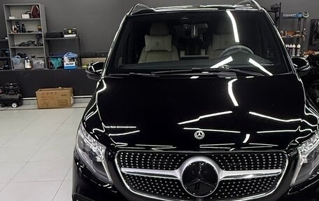 Mercedes-Benz V-Класс, 2021 год, 5 699 999 рублей, 14 фотография