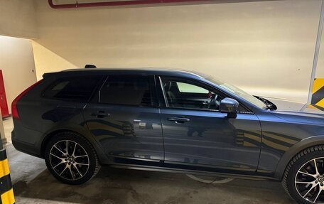 Volvo V90 Cross Country I рестайлинг, 2019 год, 4 400 000 рублей, 2 фотография