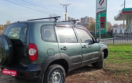 Chevrolet Niva I рестайлинг, 2014 год, 556 000 рублей, 3 фотография