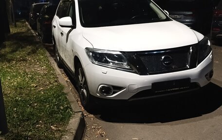 Nissan Pathfinder, 2015 год, 1 800 000 рублей, 1 фотография