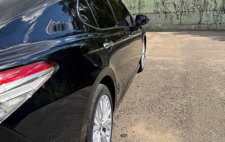 Toyota Camry, 2019 год, 2 950 000 рублей, 5 фотография