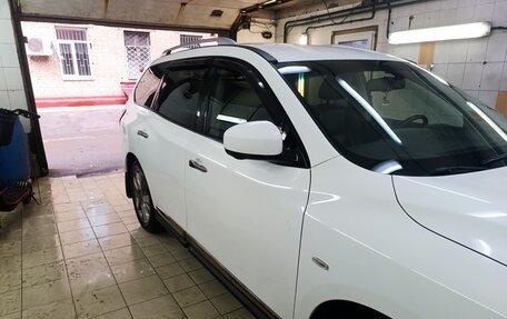 Nissan Pathfinder, 2015 год, 1 800 000 рублей, 6 фотография