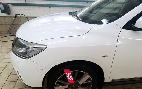 Nissan Pathfinder, 2015 год, 1 800 000 рублей, 10 фотография