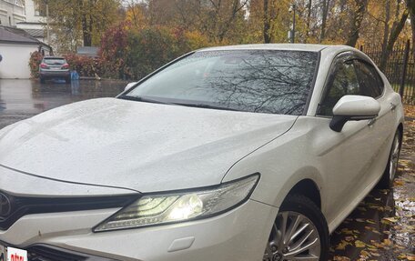 Toyota Camry, 2019 год, 2 620 000 рублей, 1 фотография