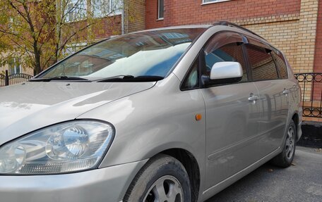 Toyota Ipsum II, 2001 год, 900 000 рублей, 2 фотография