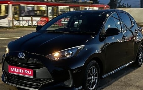 Toyota Yaris, 2020 год, 1 050 000 рублей, 1 фотография
