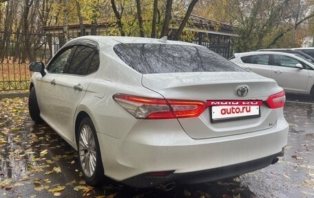 Toyota Camry, 2019 год, 2 620 000 рублей, 4 фотография