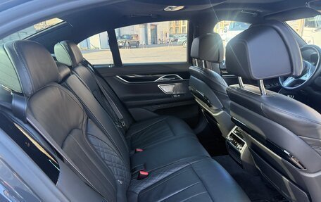 BMW 7 серия, 2019 год, 6 700 000 рублей, 9 фотография