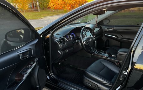 Toyota Camry, 2014 год, 1 850 000 рублей, 6 фотография