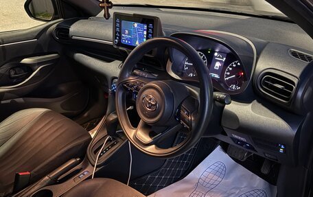 Toyota Yaris, 2020 год, 1 050 000 рублей, 8 фотография