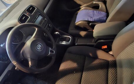 Volkswagen Golf VI, 2011 год, 710 000 рублей, 2 фотография