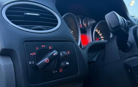 Ford Focus II рестайлинг, 2010 год, 600 000 рублей, 17 фотография
