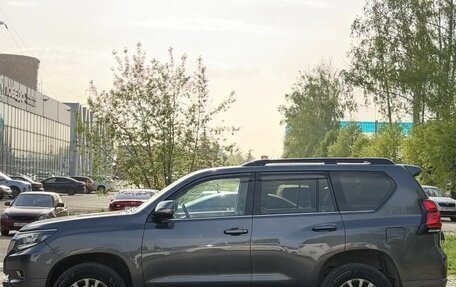 Toyota Land Cruiser Prado 150 рестайлинг 2, 2020 год, 4 990 000 рублей, 9 фотография