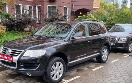 Volkswagen Touareg III, 2008 год, 750 000 рублей, 3 фотография