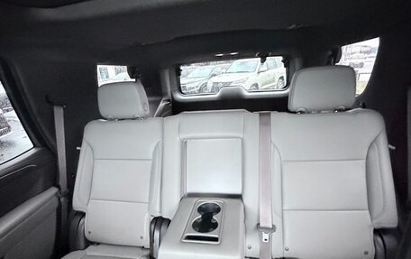 Chevrolet Tahoe IV, 2022 год, 7 800 000 рублей, 14 фотография