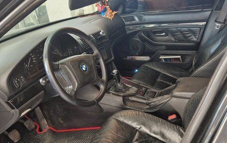 BMW 5 серия, 2001 год, 650 000 рублей, 7 фотография