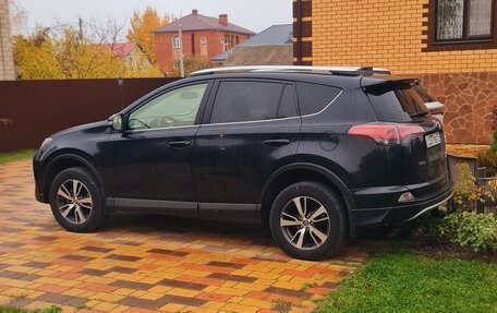Toyota RAV4, 2015 год, 1 777 000 рублей, 2 фотография
