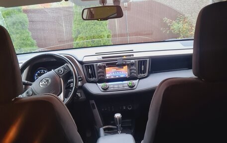 Toyota RAV4, 2015 год, 1 777 000 рублей, 5 фотография