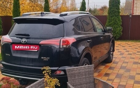 Toyota RAV4, 2015 год, 1 777 000 рублей, 4 фотография