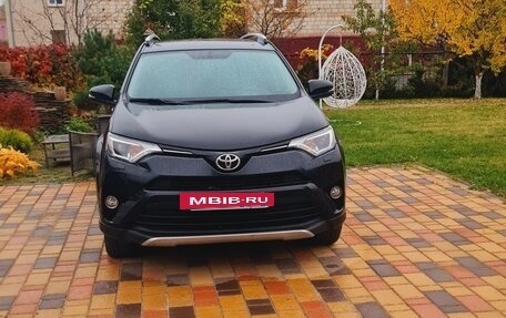 Toyota RAV4, 2015 год, 1 777 000 рублей, 10 фотография