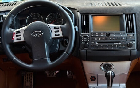 Infiniti FX I, 2003 год, 780 000 рублей, 14 фотография