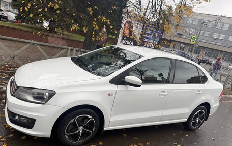 Volkswagen Polo VI (EU Market), 2017 год, 1 300 000 рублей, 1 фотография