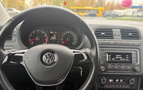 Volkswagen Polo VI (EU Market), 2017 год, 1 300 000 рублей, 5 фотография