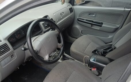 KIA Rio II, 2004 год, 195 000 рублей, 6 фотография