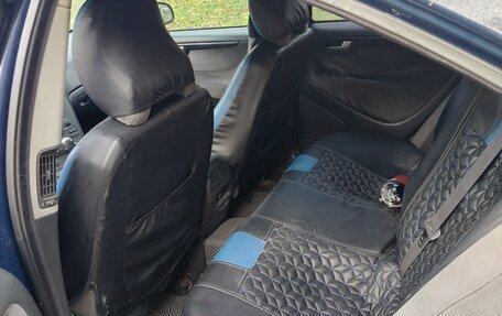 Volvo S60 III, 2003 год, 312 000 рублей, 9 фотография