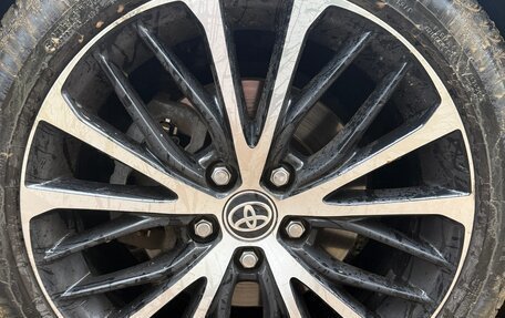 Toyota Camry, 2020 год, 3 000 000 рублей, 4 фотография