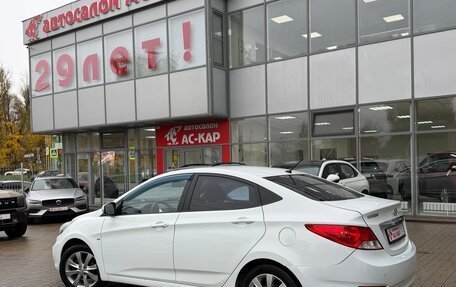 Hyundai Solaris II рестайлинг, 2012 год, 625 000 рублей, 3 фотография