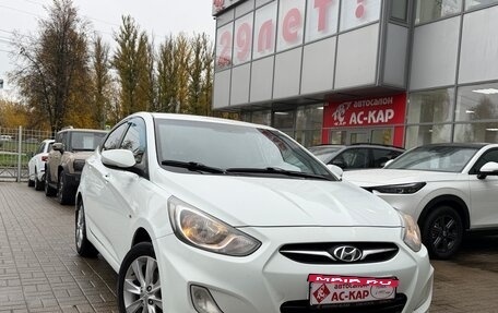 Hyundai Solaris II рестайлинг, 2012 год, 625 000 рублей, 5 фотография
